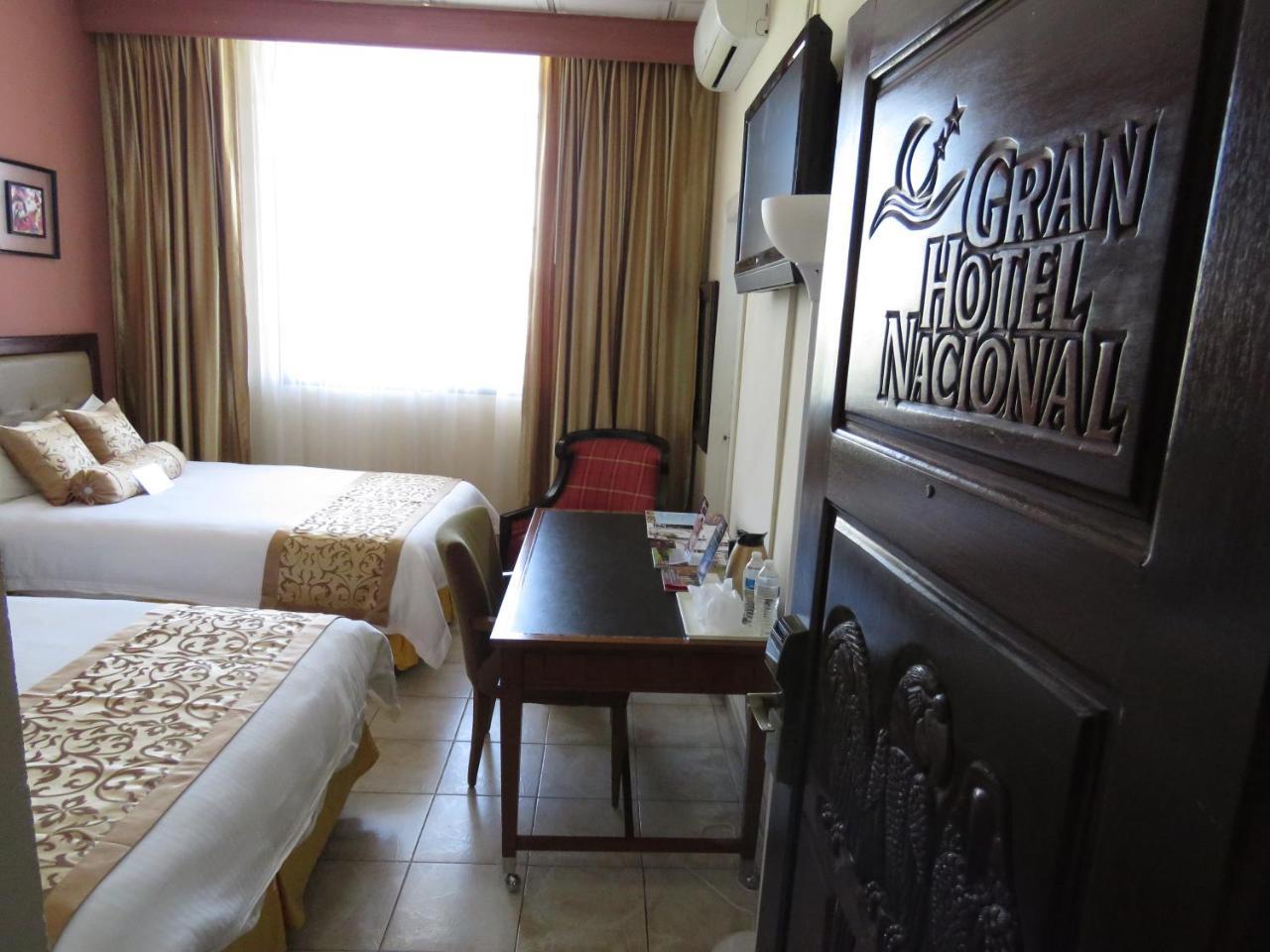 Gran Hotel Nacional Давид Екстериор снимка